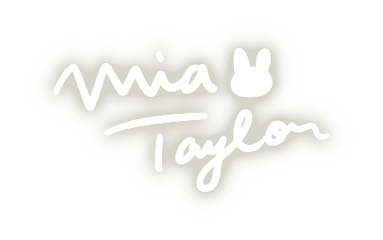 File:Signature-mia.png