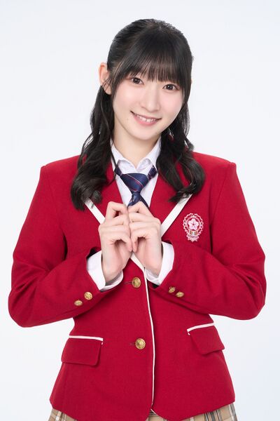 File:Miyamoto Karin V1.jpg